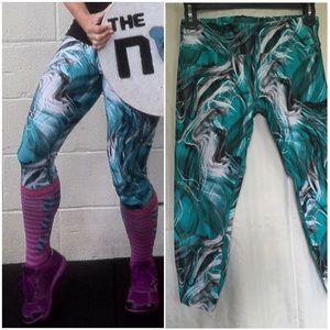 Calvin Klein Activewear Capris